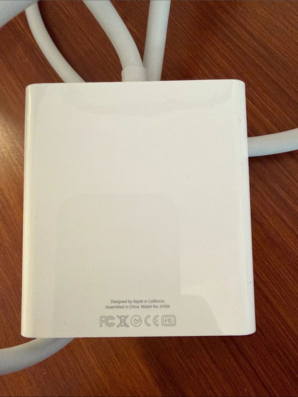 Apple Mini DisplayPort to Dual-Link DVI Adapter (Model A1306) usb charging